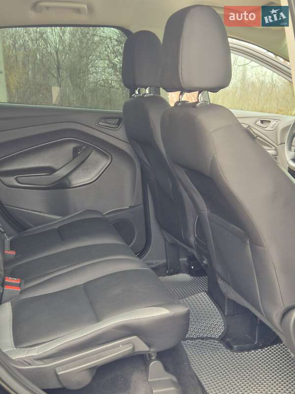 Внедорожник / Кроссовер Ford Escape 2015 в Харькове фото 13 Внедорожник / Кроссовер Ford Escape 2015 в Харькове