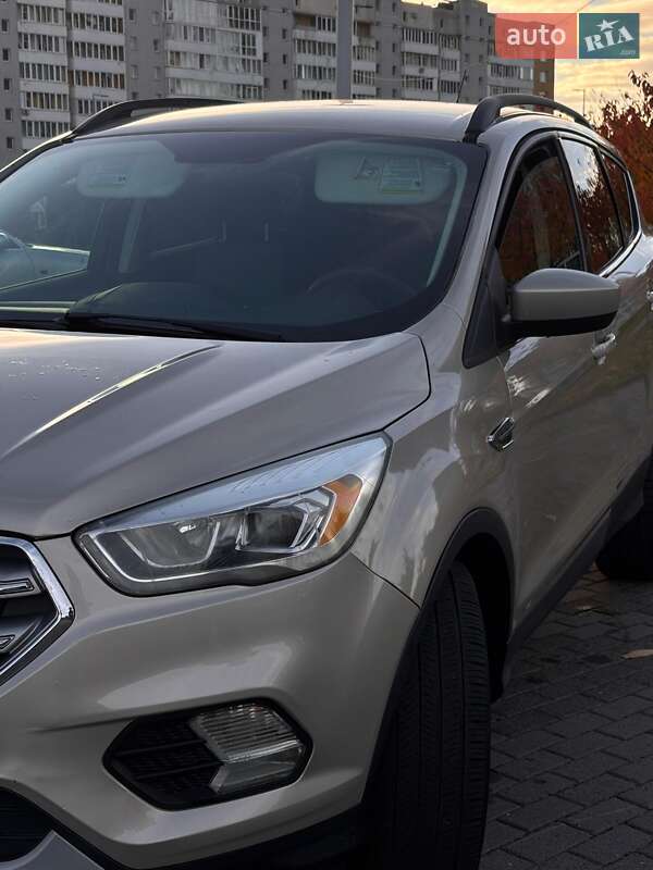 Позашляховик / Кросовер Ford Escape 2017 в Львові фото 3 Позашляховик / Кросовер Ford Escape 2017 в Львові