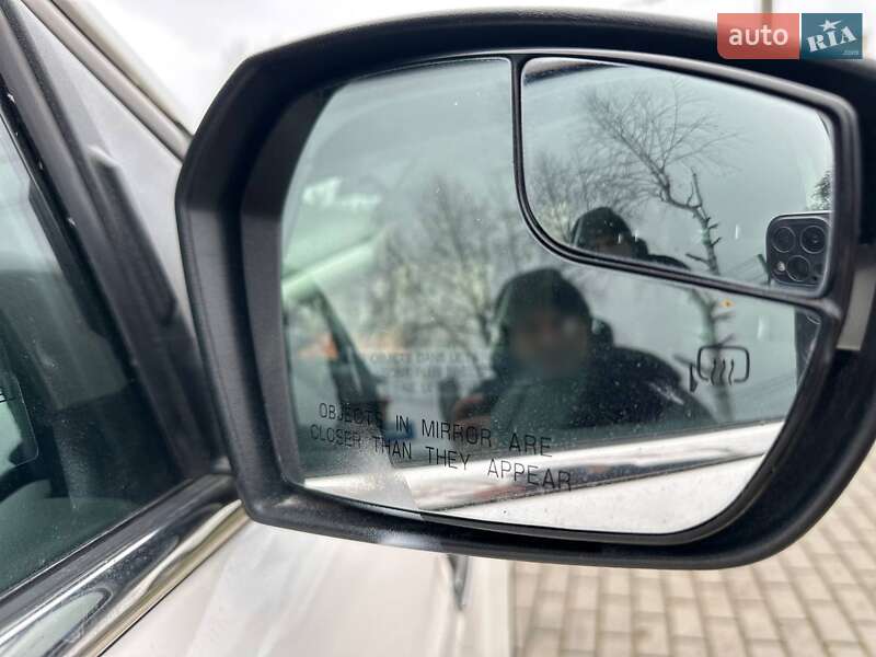 Внедорожник / Кроссовер Ford Escape 2019 в Черновцах