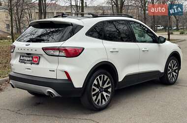 Внедорожник / Кроссовер Ford Escape 2019 в Запорожье