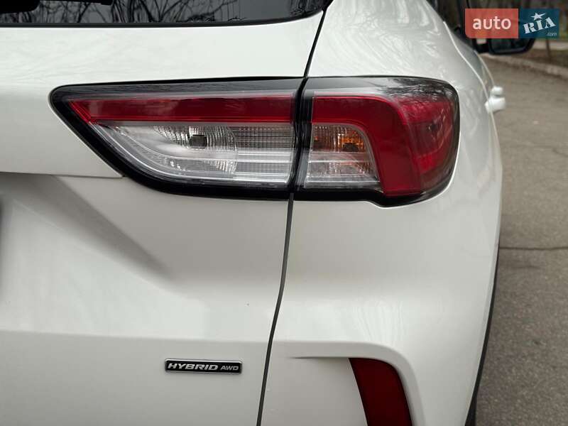 Позашляховик / Кросовер Ford Escape 2019 в Запоріжжі