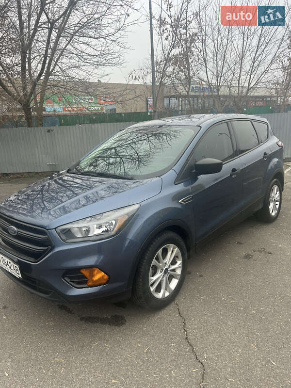 Внедорожник / Кроссовер Ford Escape 2018 в Борисполе