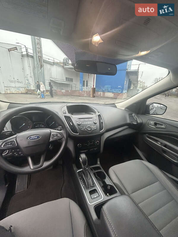 Внедорожник / Кроссовер Ford Escape 2018 в Борисполе