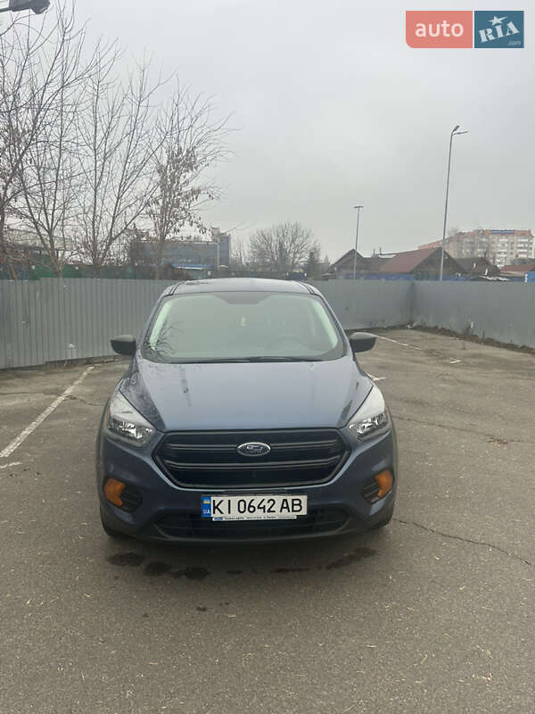 Внедорожник / Кроссовер Ford Escape 2018 в Борисполе