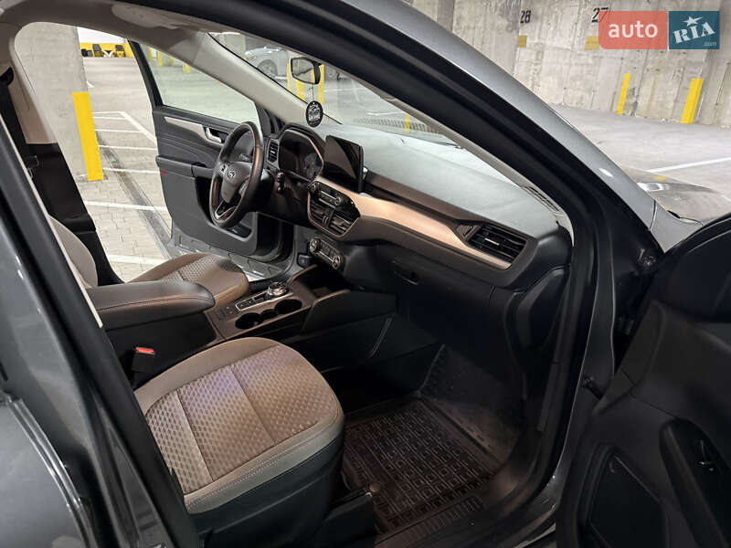Внедорожник / Кроссовер Ford Escape 2021 в Тернополе фото 32 Внедорожник / Кроссовер Ford Escape 2021 в Тернополе