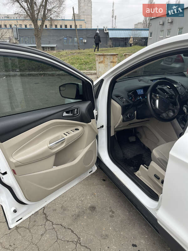 Внедорожник / Кроссовер Ford Escape 2014 в Харькове фото 8 Внедорожник / Кроссовер Ford Escape 2014 в Харькове