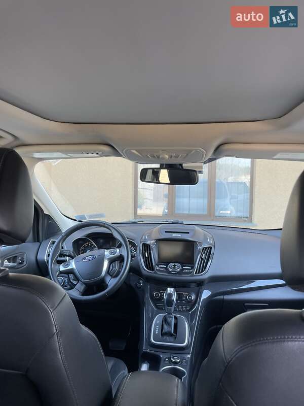 Внедорожник / Кроссовер Ford Escape 2012 в Иршаве