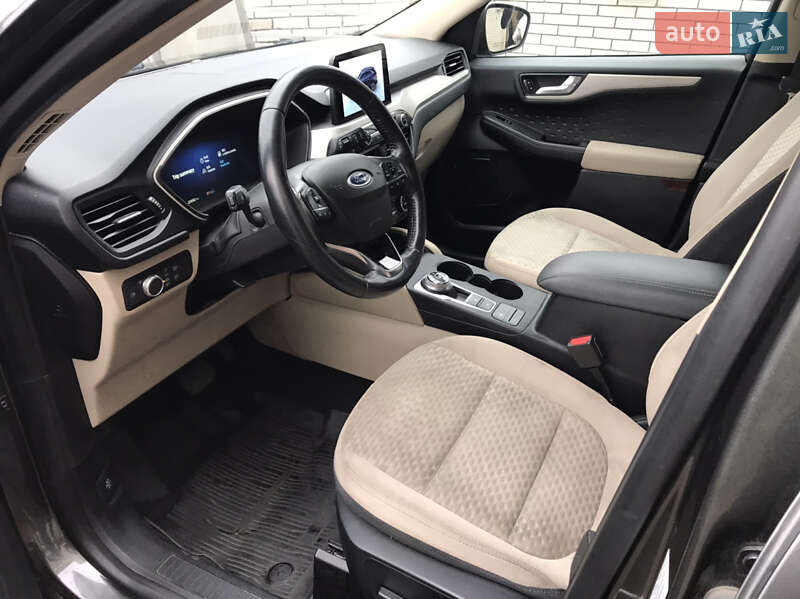 Позашляховик / Кросовер Ford Escape 2020 в Шептицькому фото 27 Позашляховик / Кросовер Ford Escape 2020 в Шептицькому