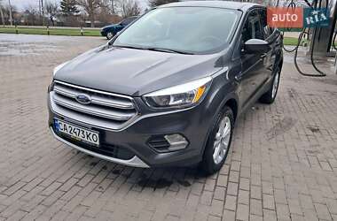 Позашляховик / Кросовер Ford Escape 2016 в Полтаві