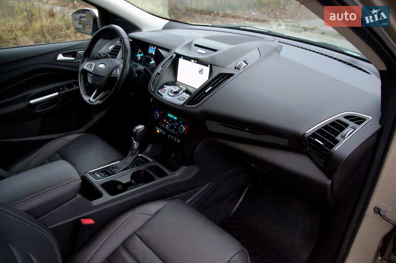 Позашляховик / Кросовер Ford Escape 2017 в Житомирі фото 33 Позашляховик / Кросовер Ford Escape 2017 в Житомирі