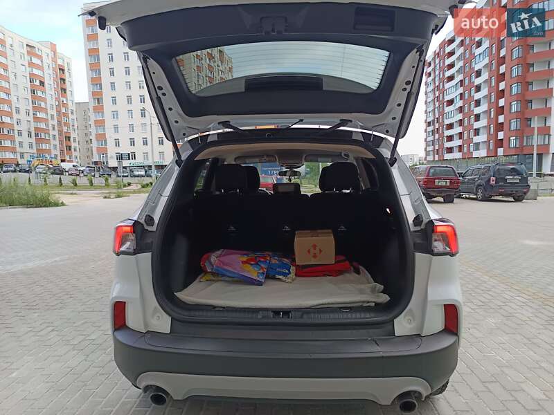 Внедорожник / Кроссовер Ford Escape 2020 в Тернополе фото 11 Внедорожник / Кроссовер Ford Escape 2020 в Тернополе