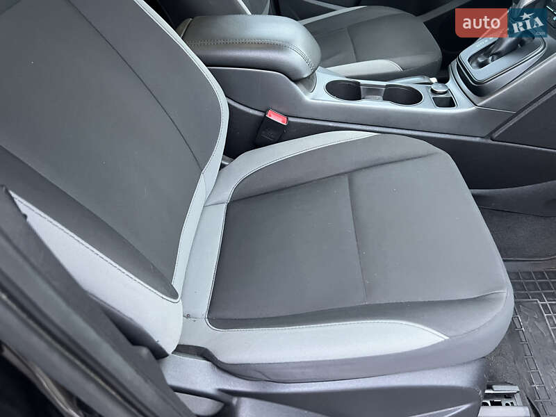 Позашляховик / Кросовер Ford Escape 2013 в Києві фото 26 Позашляховик / Кросовер Ford Escape 2013 в Києві