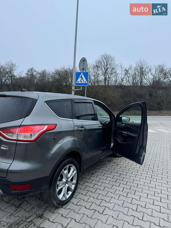 Внедорожник / Кроссовер Ford Escape 2013 в Тернополе