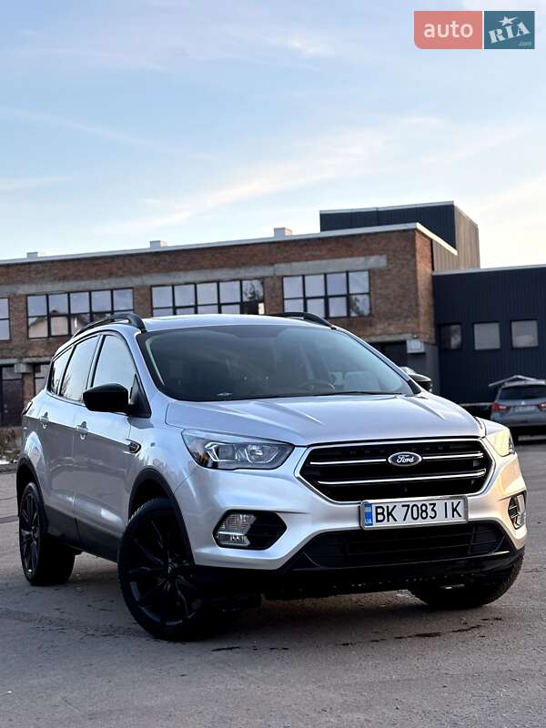 Ford Escape 2017