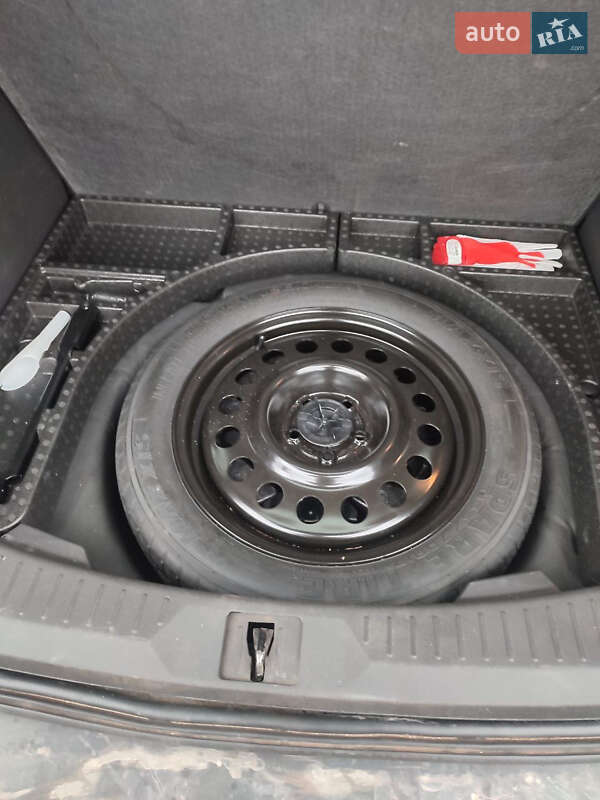 Позашляховик / Кросовер Ford Escape 2013 в Дубровиці