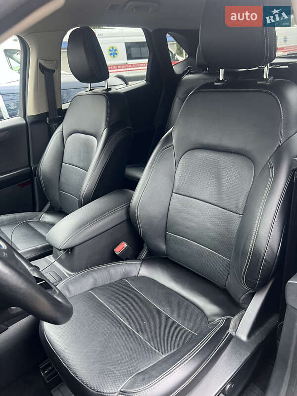 Внедорожник / Кроссовер Ford Escape 2020 в Одессе