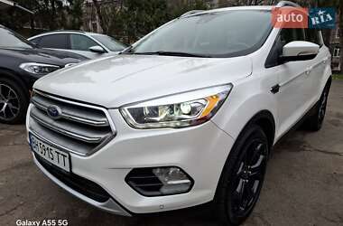 Позашляховик / Кросовер Ford Escape 2018 в Одесі