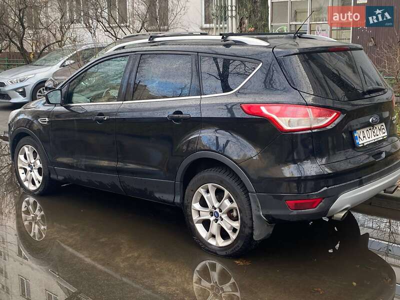 Внедорожник / Кроссовер Ford Escape 2015 в Киеве