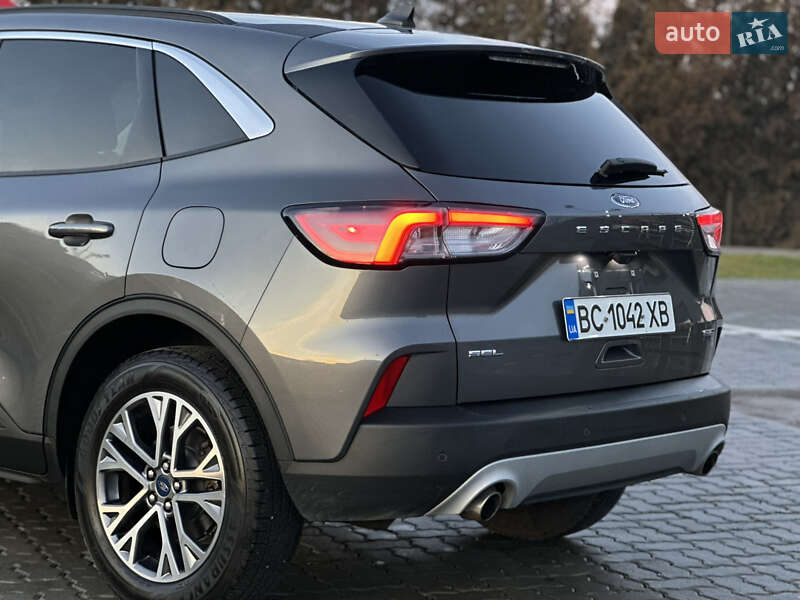 Позашляховик / Кросовер Ford Escape 2021 в Львові