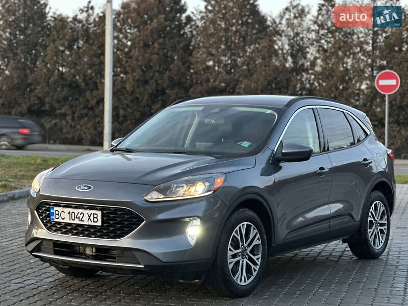 Позашляховик / Кросовер Ford Escape 2021 в Львові
