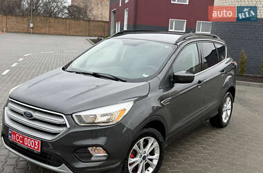 Внедорожник / Кроссовер Ford Escape 2018 в Дубно