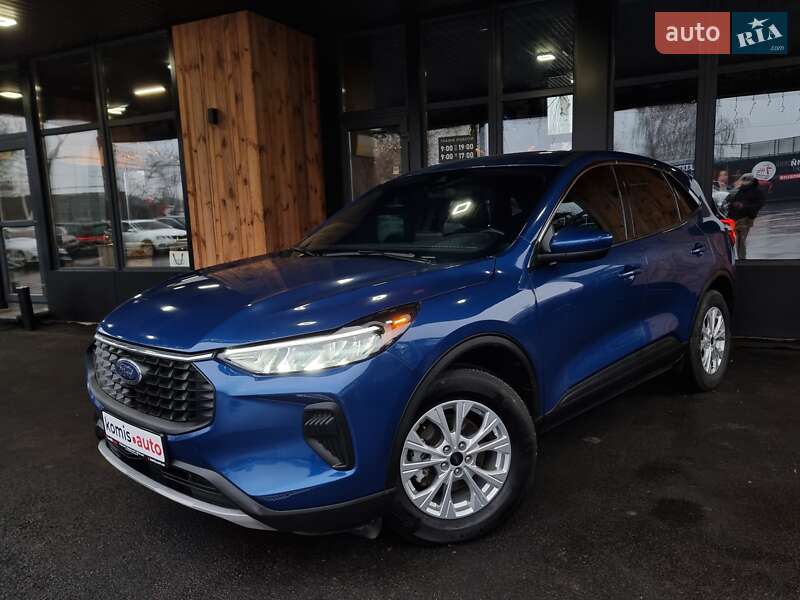 Внедорожник / Кроссовер Ford Escape 2023 в Виннице