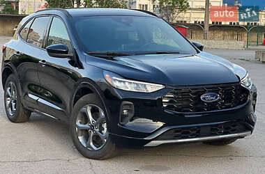 Внедорожник / Кроссовер Ford Escape 2023 в Киеве