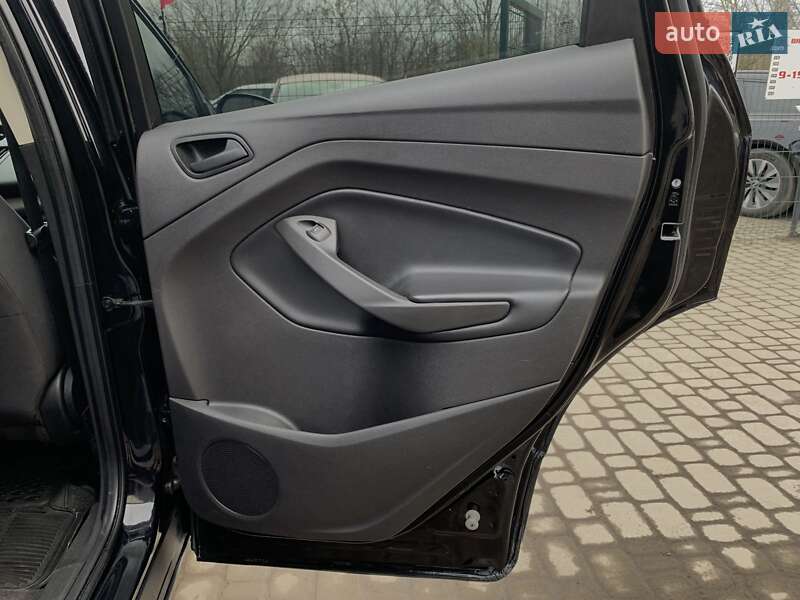 Позашляховик / Кросовер Ford Escape 2018 в Бердичеві