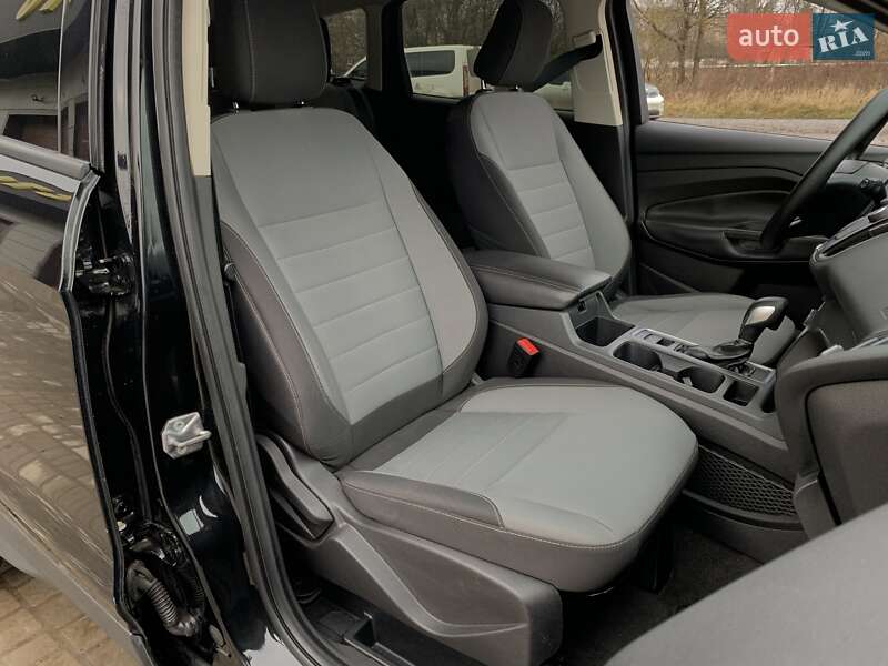 Позашляховик / Кросовер Ford Escape 2018 в Бердичеві