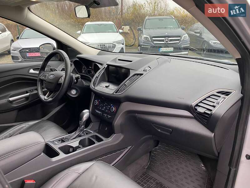Позашляховик / Кросовер Ford Escape 2018 в Львові фото 9 Позашляховик / Кросовер Ford Escape 2018 в Львові