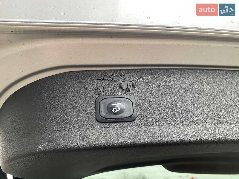 Позашляховик / Кросовер Ford Escape 2018 в Львові фото 28 Позашляховик / Кросовер Ford Escape 2018 в Львові