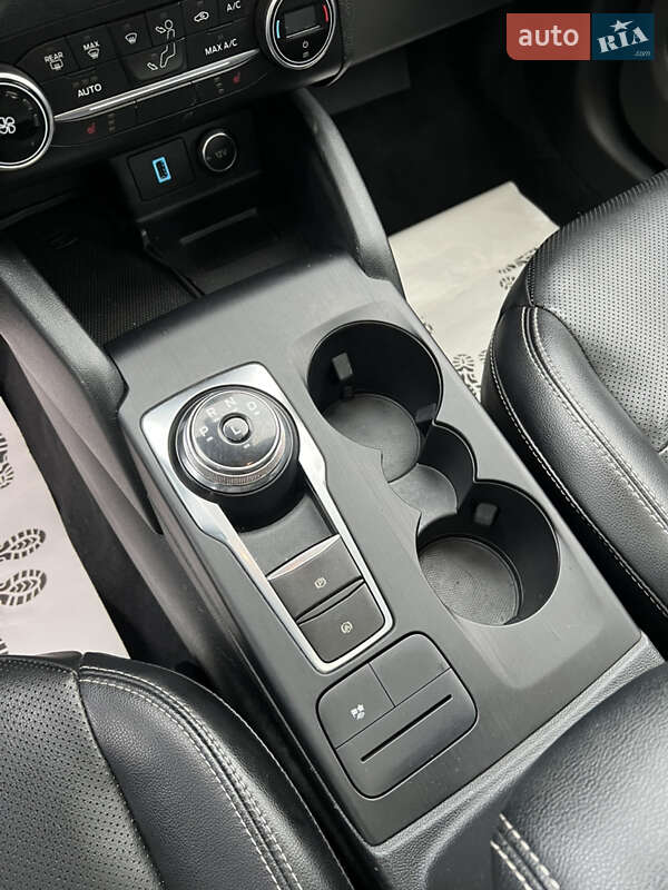 Внедорожник / Кроссовер Ford Escape 2020 в Львове фото 5 Внедорожник / Кроссовер Ford Escape 2020 в Львове