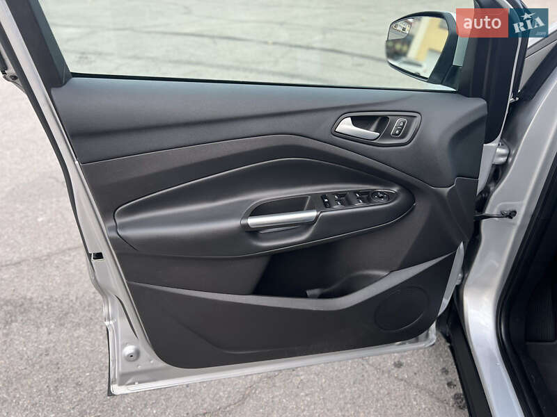 Внедорожник / Кроссовер Ford Escape 2018 в Днепре фото 10 Внедорожник / Кроссовер Ford Escape 2018 в Днепре