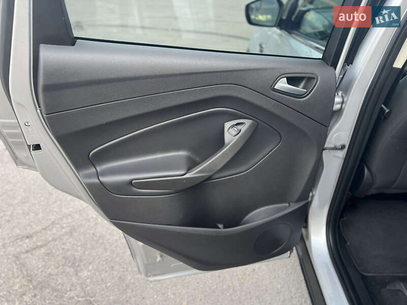 Внедорожник / Кроссовер Ford Escape 2018 в Днепре фото 23 Внедорожник / Кроссовер Ford Escape 2018 в Днепре