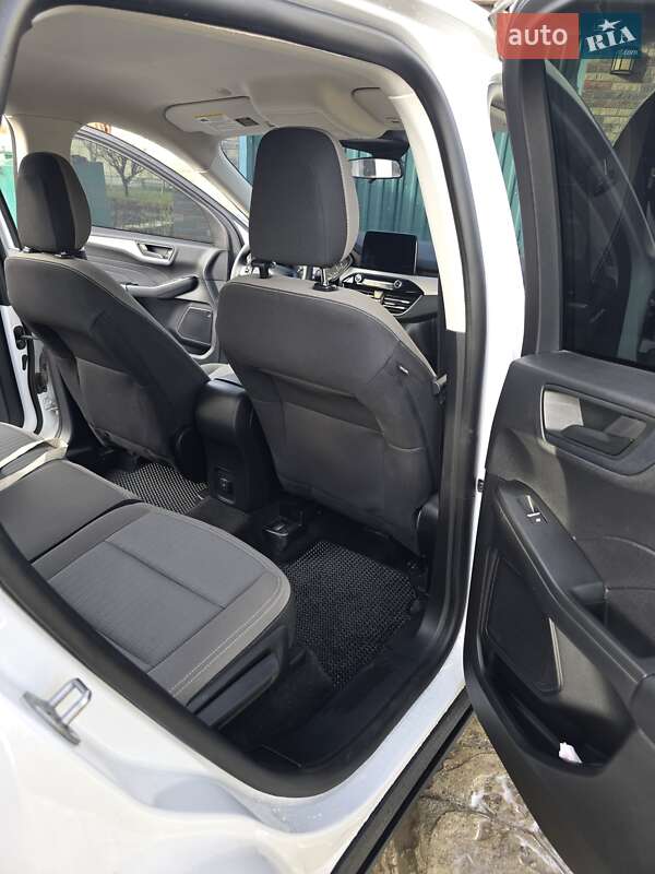 Позашляховик / Кросовер Ford Escape 2022 в Кам'янець-Подільському