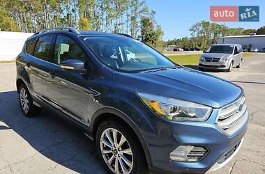 Внедорожник / Кроссовер Ford Escape 2018 в Ровно
