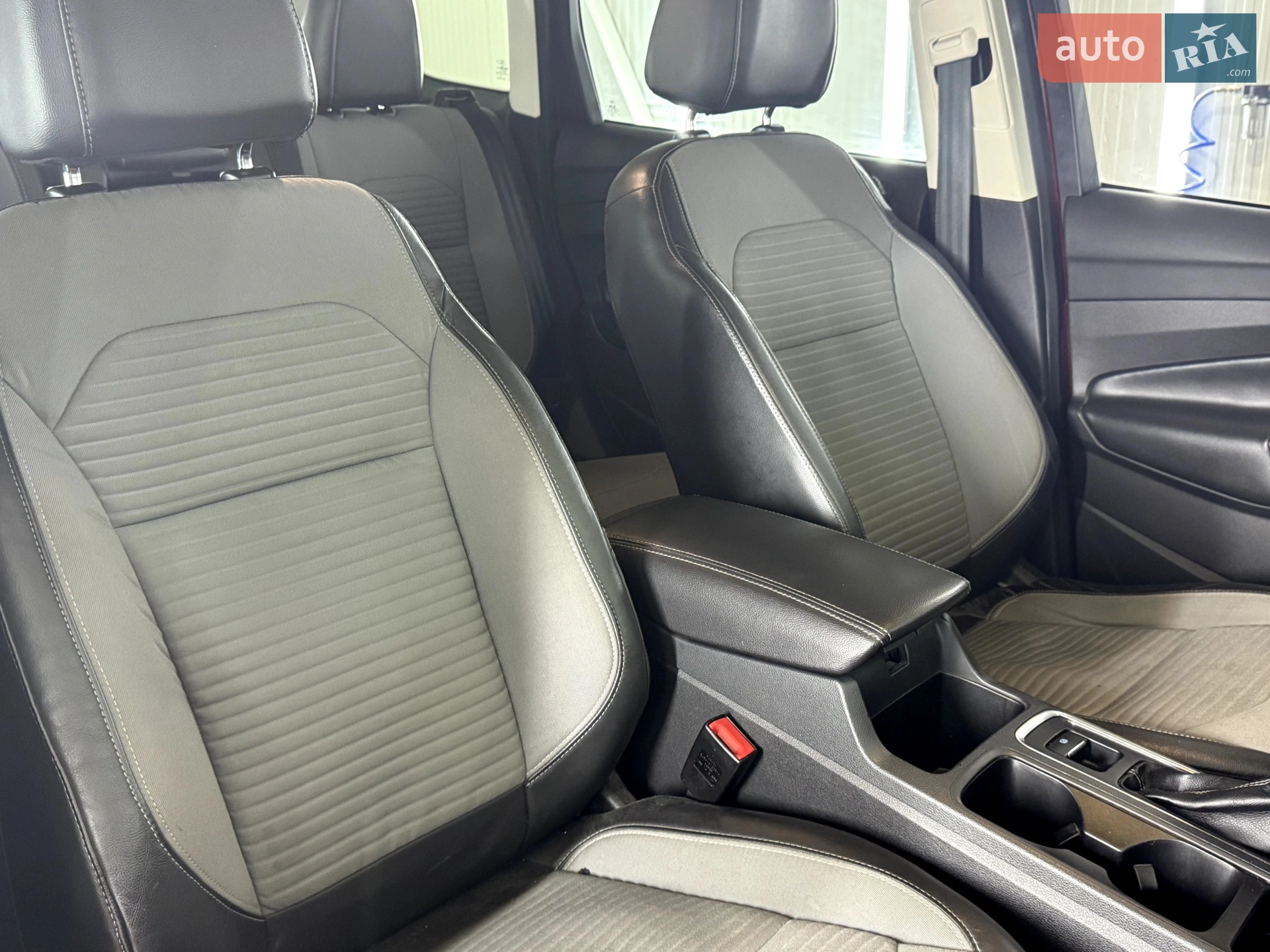 2016 Ford Escape - мініатюра 29