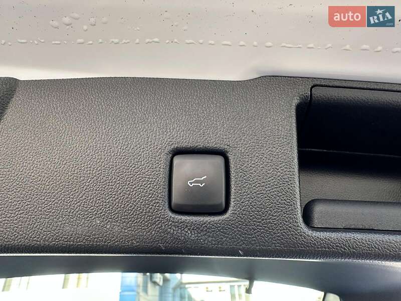 Внедорожник / Кроссовер Ford Escape 2023 в Одессе