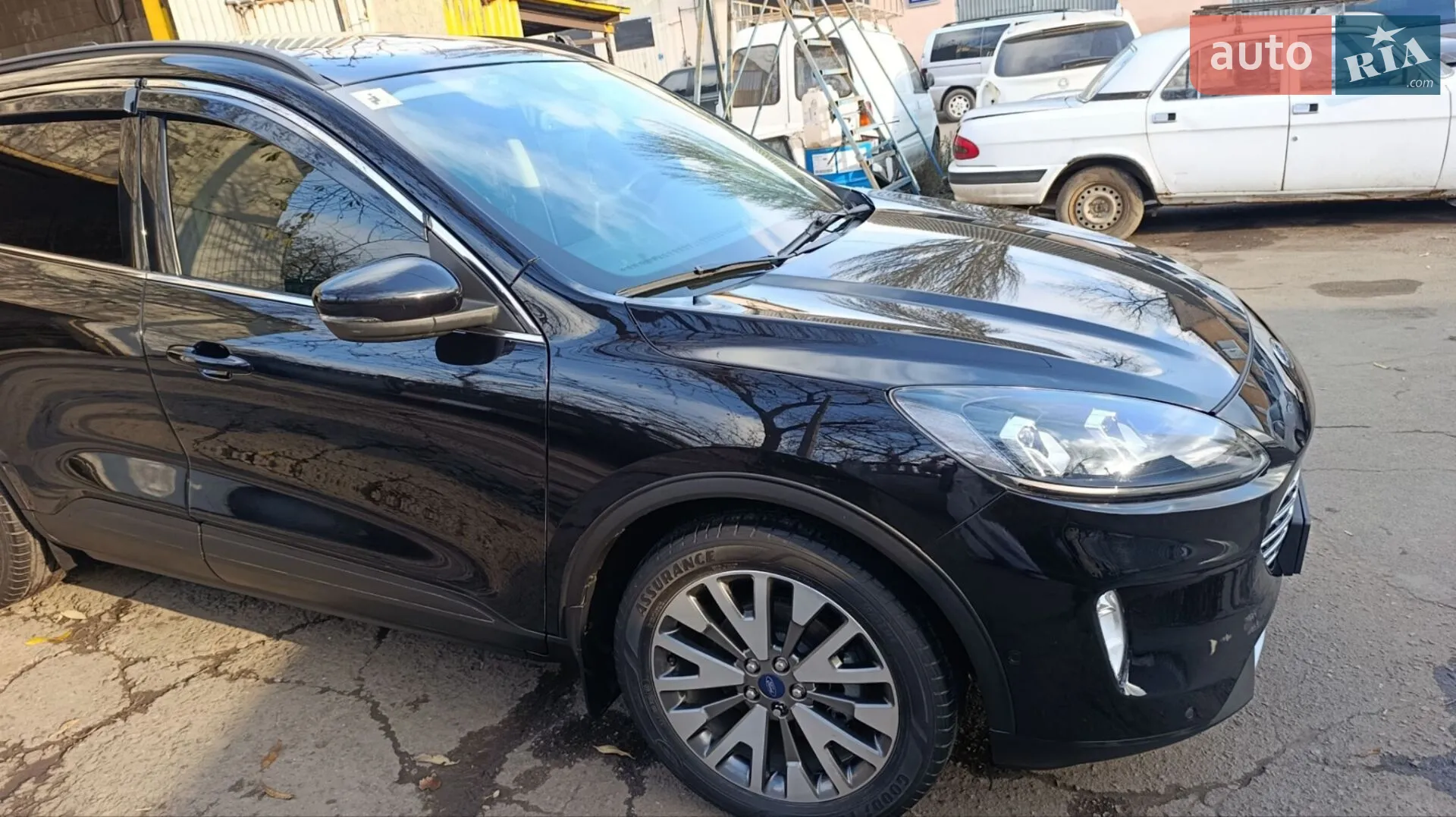 2020 Ford Escape - фото 1