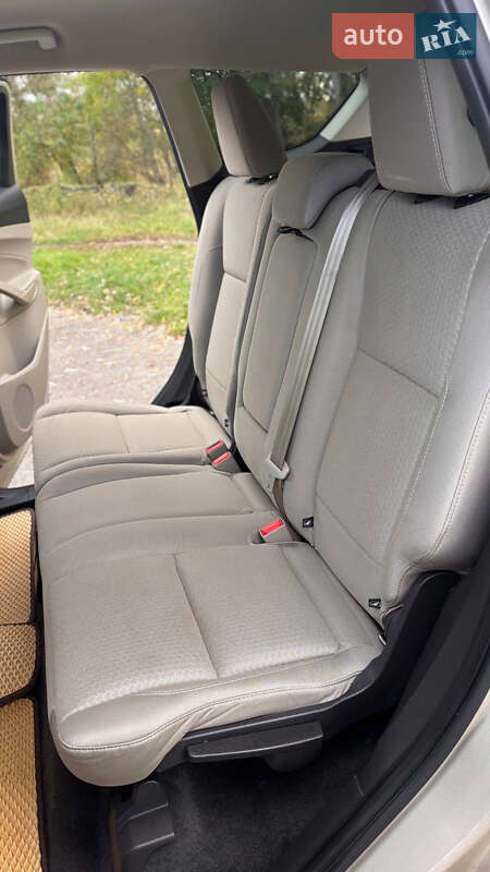 Внедорожник / Кроссовер Ford Escape 2016 в Киеве фото 18 Внедорожник / Кроссовер Ford Escape 2016 в Киеве