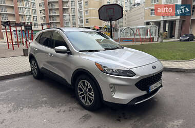 Внедорожник / Кроссовер Ford Escape 2019 в Киеве