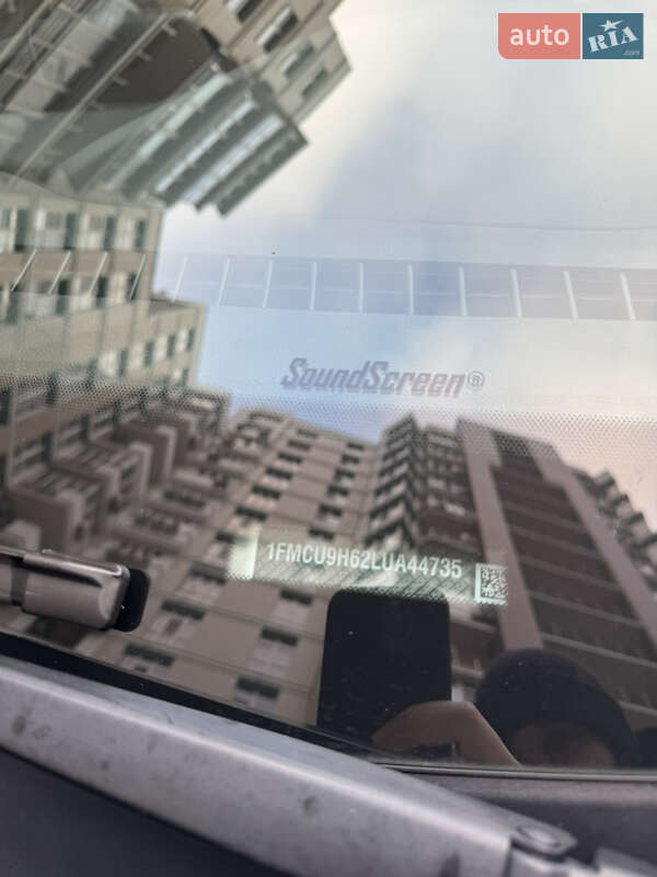 Внедорожник / Кроссовер Ford Escape 2019 в Киеве