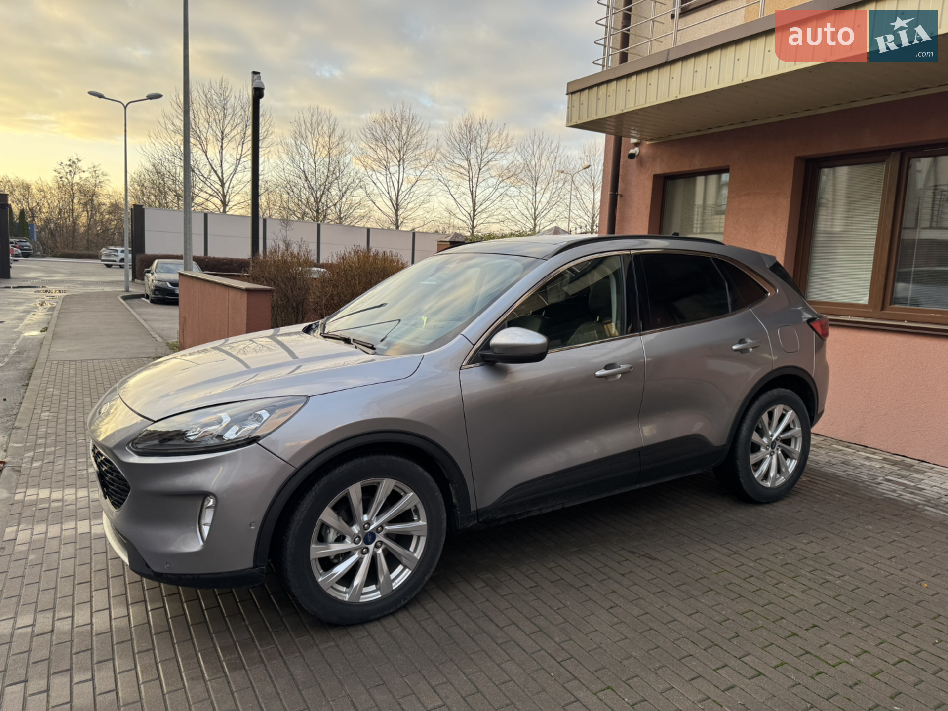 2021 Ford Escape - мініатюра 2