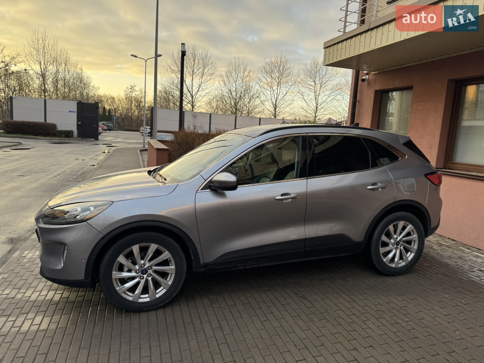 2021 Ford Escape - мініатюра 3