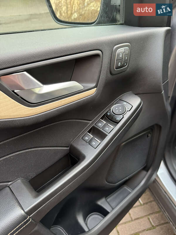 Внедорожник / Кроссовер Ford Escape 2021 в Киеве фото 23 Внедорожник / Кроссовер Ford Escape 2021 в Киеве