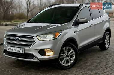 Внедорожник / Кроссовер Ford Escape 2017 в Днепре