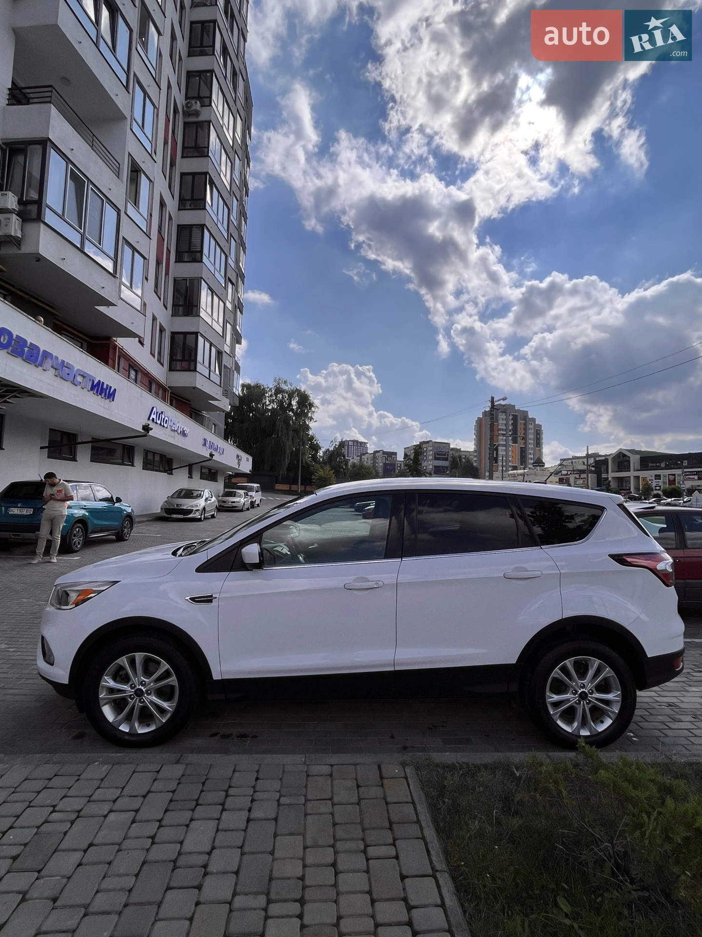 2017 Ford Escape - мініатюра 3