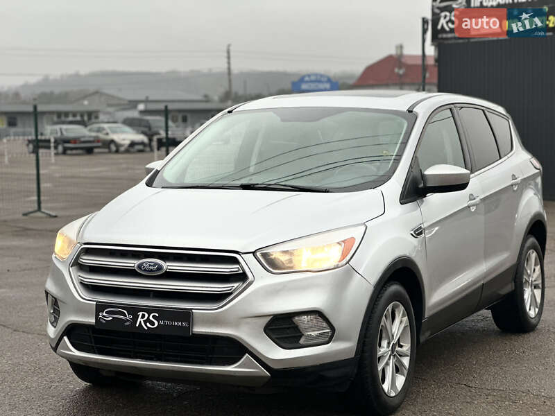 Внедорожник / Кроссовер Ford Escape 2016 в Киеве