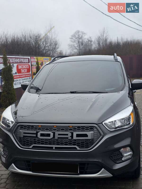 Ford Escape 2018