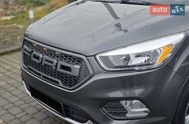 Позашляховик / Кросовер Ford Escape 2018 в Надвірній